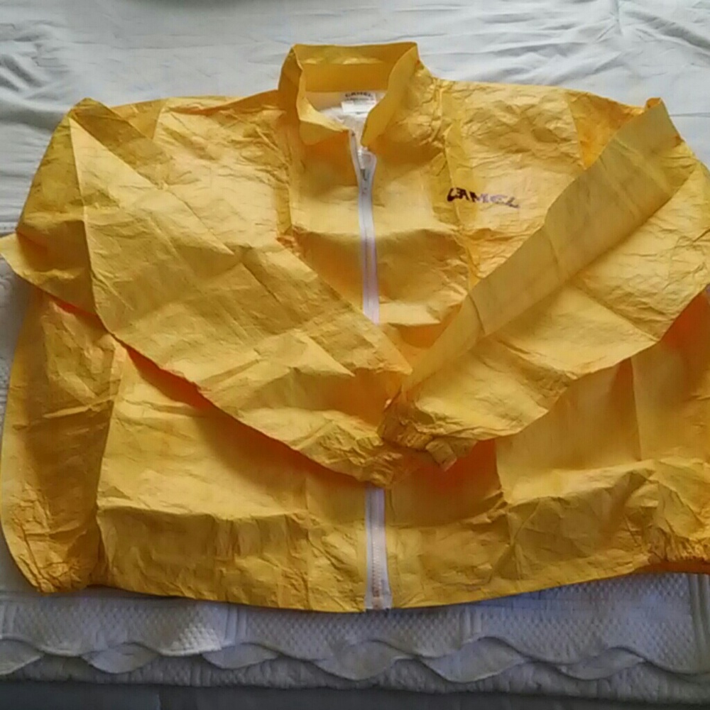 Vintage 90's Camel Tyvek jacket NWOT